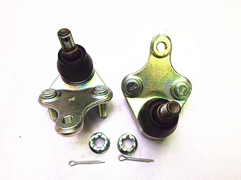 PAIR NEW FRONT LOWER BALL JOINTS FOR Toyota Blade GRE156 3.5L 2GRFE 2007-2012