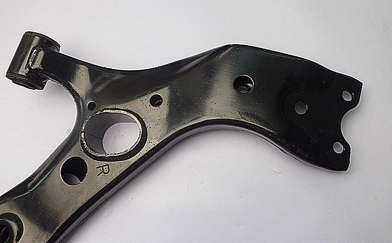 RIGHT SIDE NEW FRONT LOWER CONTROL ARM for TOYOTA RAV4 ALL MODELS 2006-2018 RH
