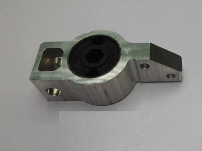1 X NEW RIGHT SIDE FRONT LOWER CONTROL ARM REAR BUSH AUDI A3 8P 2003-2013 RH