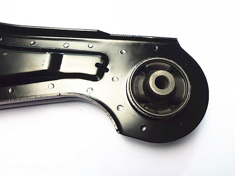 NEW RIGHT SIDE FRONT LOWER CONTROL ARM for HOLDEN ASTRA TR 1995-1998 RH