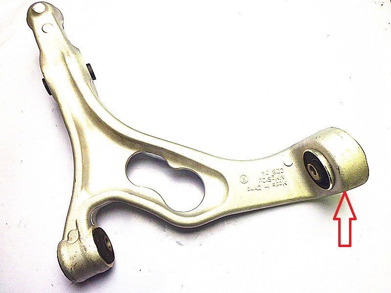 1 X NEW FRONT LOWER CONTROL ARM BUSH FOR AUDI Q7 4L 2006-2015 LH=RH