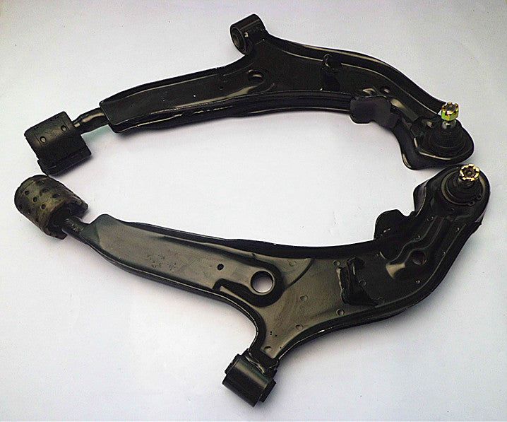 PAIR NEW FRONT LOWER Control Arms FOR NISSAN MAXIMA A32 QX 1994-1999 LH+RH