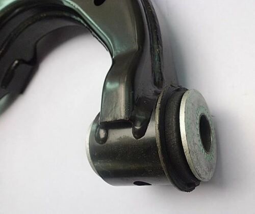 PAIR NEW FRONT LOWER CONTROL ARMS for TOYOTA LAND CRUISER PRADO 120 Series 2002-2009