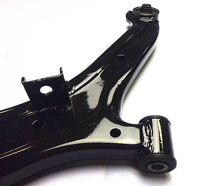 NEW RIGHT FRONT LOWER CONTROL ARM for Hyundai Accent LC 2000-2006 RH