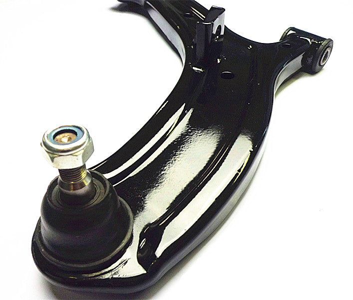 NEW RIGHT FRONT LOWER CONTROL ARM for Hyundai Accent LC 2000-2006 RH