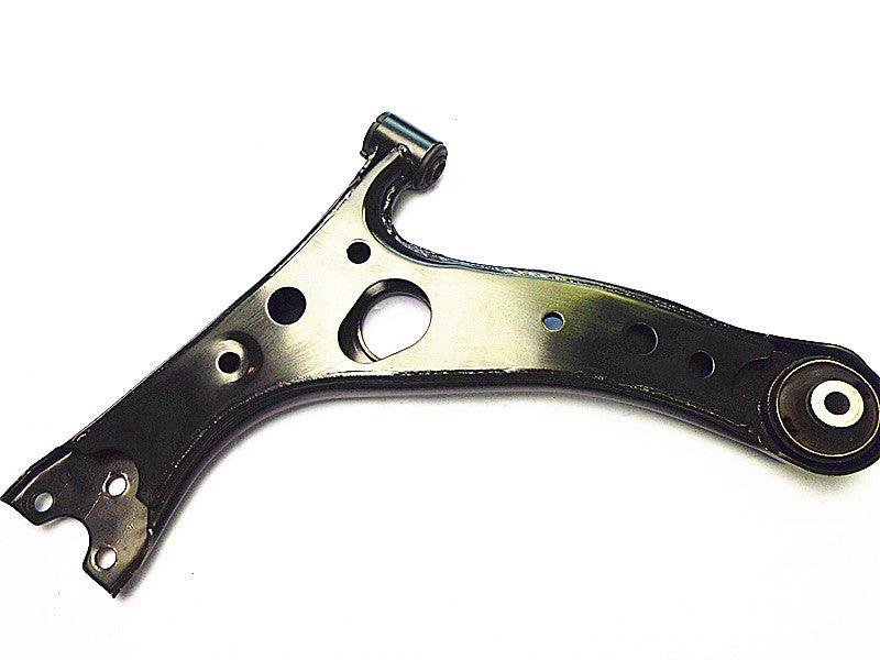 RIGHT FRONT LOWER CONTROL ARM WITHOUT BALL JOINT FOR TOYOTA RAV4 2000-2005