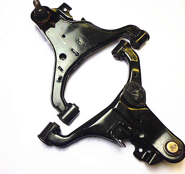 PAIR NEW FRONT LOWER CONTROL ARMS FOR NISSAN PATHFINDER R51 2005-2013 LH+RH